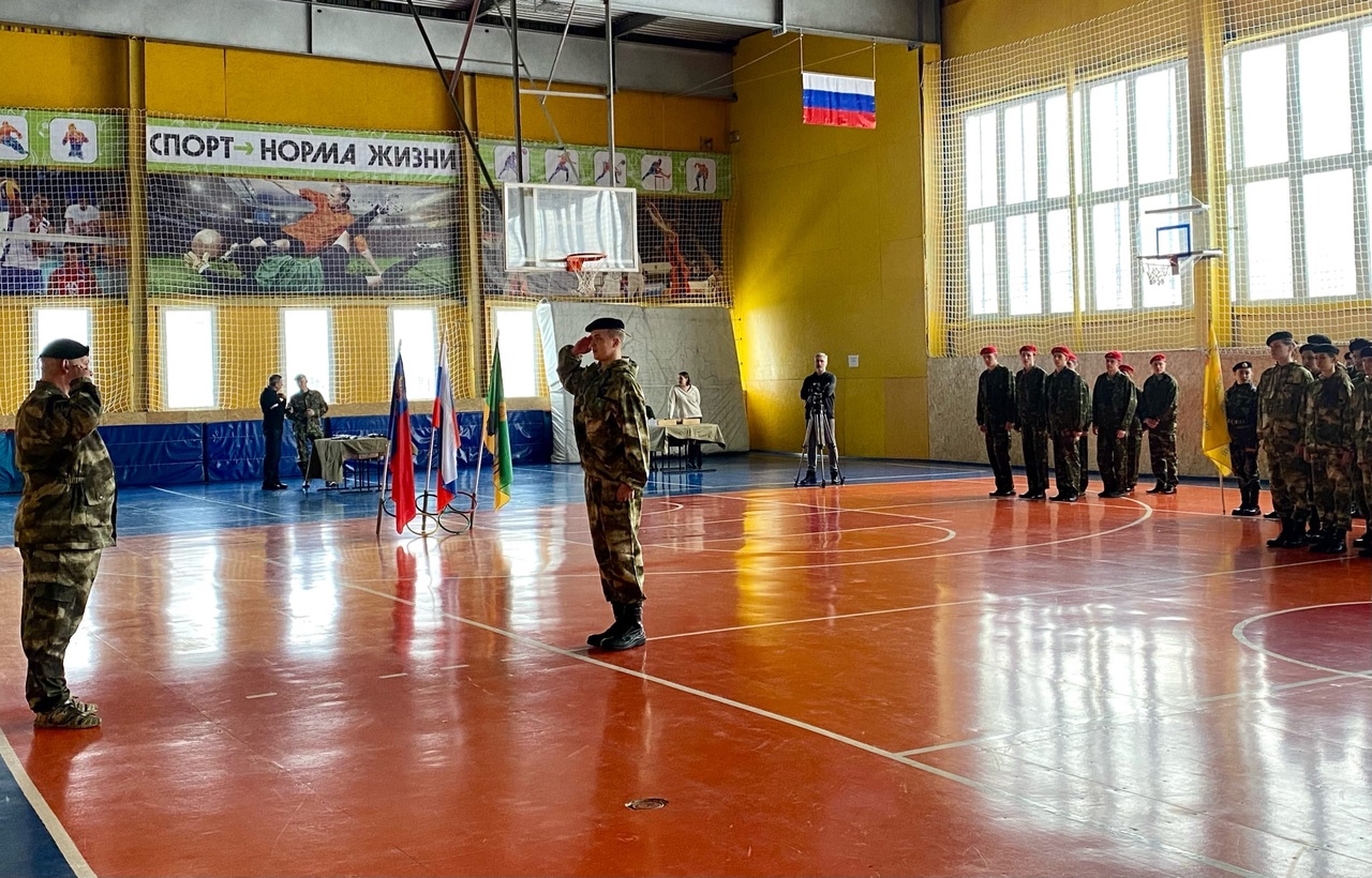 В Прокопьевском техникуме физической культуры состоялась традиционная городская военно-спортивная игра “Семеро смелых”